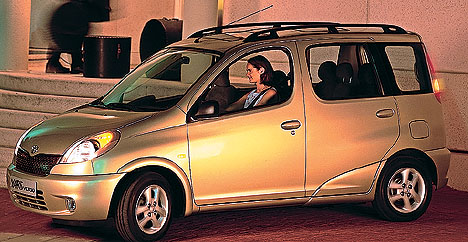 Изображение Yaris Verso (P2)